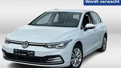 Wit Gebruikt 2021 VW Golf VIII Style Hatchback | € 24.450 (Goede deal)