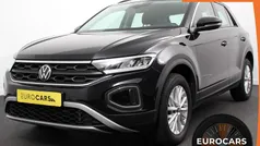 Zwart Gebruikt 2023 VW T-Roc Life SUV | € 26.890 (Goede deal)