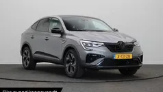 Grijs Gebruikt 2024 Renault Arkana Engineered SUV | € 29.745 (Eerlijke prijs)