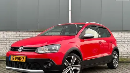 Occasion VW Polo Cross 86 PK (63 kW) 2011 Rood Hatchback
