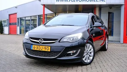 Occasion 2014 Opel Astra Cosmo Stationwagen | € 7.750 (Eerlijke prijs)