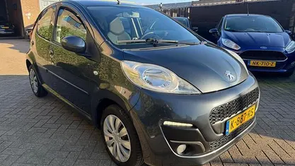 Occasion Peugeot 107 Access 68 PK (50 kW) 2013 Hatchback