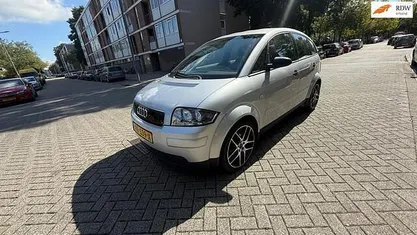 Grijs Gebruikt 2001 Audi A2 Comfort Hatchback | € 1.650 (Goede deal)