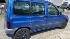 Blauw Gebruikt 2004 Peugeot Partner MPV | € 1.450 (Goede deal)