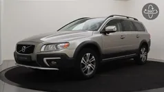 Grijs, metallic lak Gebruikt 2013 Volvo XC70 Summum SUV | € 28.495 (Eerlijke prijs)