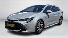 Grijs Gebruikt 2022 Toyota Corolla Stationwagen | € 25.950 (Eerlijke prijs)