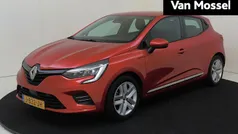 Gebruikt 2020 Renault Clio V Zen Hatchback | € 15.435 (Eerlijke prijs)