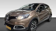 Bruin (metallic) Gebruikt 2016 Renault Captur SUV | € 11.930 (Eerlijke prijs)