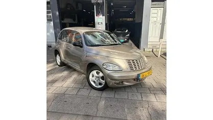 Occasion Chrysler PT Cruiser Clasic 141 PK (103 kW) 2003 Bruin Hatchback
