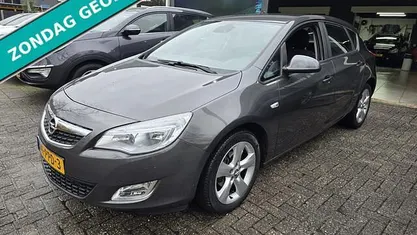 Occasion 2011 Opel Astra Edition Hatchback | € 3.950 (Eerlijke prijs)