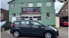 Grijs Gebruikt 2010 Peugeot 5008 MPV | € 4.850 (Eerlijke prijs)
