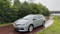 Grijs Gebruikt 2018 Toyota Auris Touring Sports Executive Stationwagen | € 15.999 (Goede deal)