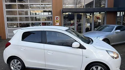 Gebruikt 2015 Mitsubishi Space Star Hatchback | € 5.950 (Eerlijke prijs)