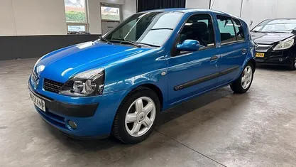 Occasion 2003 Renault Clio II Hatchback | € 1.750 (Eerlijke prijs)