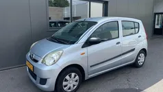 Grijs Gebruikt 2011 Daihatsu Cuore Hatchback | € 2.940 (Eerlijke prijs)