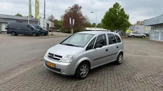 Grijs Gebruikt 2005 Opel Meriva Essentia MPV | € 750 (Goede deal)