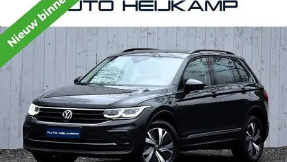 Grijs Gebruikt 2022 VW Tiguan Business+ SUV | € 28.950 (Super prijs)