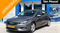Grijs Gebruikt 2020 Opel Astra Elegance Hatchback | € 13.845 (Eerlijke prijs)