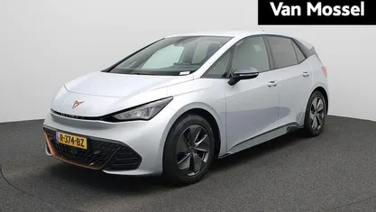 Grijs Occasion 2022 Cupra Born Hatchback | € 22.900 (Eerlijke prijs)