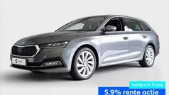 Grijs Gebruikt 2024 Skoda Octavia Business Line Stationwagen | € 33.940 (Eerlijke prijs)