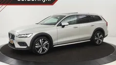 Gebruikt 2020 Volvo V60 CC Pro Stationwagen | € 28.900 (Super prijs)