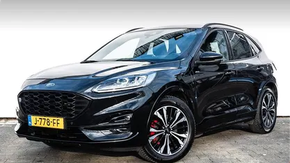 Zwart Occasion 2020 Ford Kuga ST-Line SUV | € 17.740 (Eerlijke prijs)