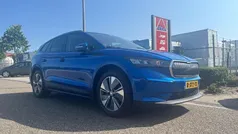 Blauw Gebruikt 2022 Skoda Enyaq iV SUV | € 29.950 (Eerlijke prijs)