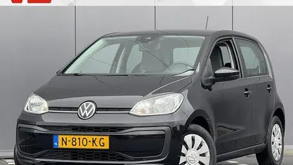 Gebruikt 2021 VW up! Hatchback | € 9.900 (Goede deal)