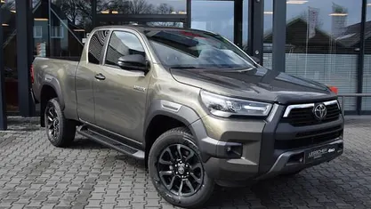 Occasion 2024 Toyota HiLux Pickup | € 49.995 (Super prijs)