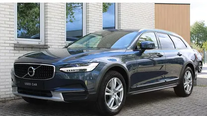 Occasion Volvo V90 CC 255 PK (187 kW) 2017 Blauw Stationwagen