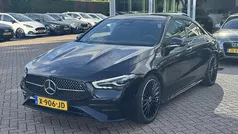 Gebruikt 2023 Mercedes CLA180 AMG line Sedan | € 38.950 (Eerlijke prijs)