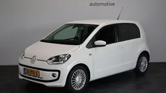 Wit Gebruikt 2013 VW up! high up! Hatchback | € 4.495 (Eerlijke prijs)