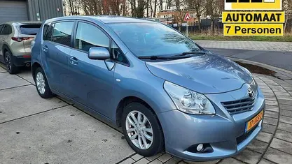 Blauw Occasion 2009 Toyota Verso MPV | € 7.849 (Eerlijke prijs)