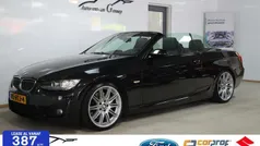 Zwart, metallic lak Gebruikt 2009 BMW 335 Cabriolet Executive Cabriolet | € 23.900 (Eerlijke prijs)