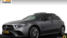 Gebruikt 2022 Mercedes A250 Premium Hatchback | € 34.950 (Eerlijke prijs)