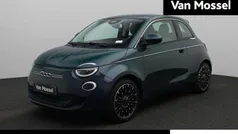 Groen Gebruikt 2023 Fiat 500e La Prima Hatchback | € 24.400 (Eerlijke prijs)