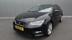 Zwart, metallic lak Gebruikt 2014 Seat Leon ST FR Stationwagen | € 12.845 (Eerlijke prijs)