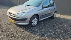 Grijs Gebruikt 2004 Peugeot 206 Hatchback | € 1.100 (Eerlijke prijs)