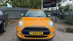 Oranje Gebruikt 2014 Mini ONE Business Hatchback | € 5.890 (Eerlijke prijs)