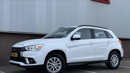 Wit Occasion 2018 Mitsubishi ASX SUV | € 14.749 (Eerlijke prijs)