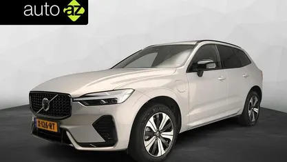 Grijs Gebruikt 2022 Volvo XC60 Plus SUV | € 39.900 (Goede deal)