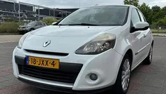 Gebruikt 2009 Renault Clio II Dynamique Hatchback | € 2.999 (Eerlijke prijs)