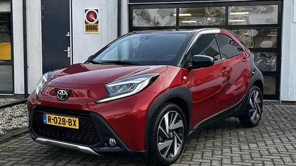 Occasion Toyota Aygo X Envy 72 PK (52 kW) 2022 Rood SUV