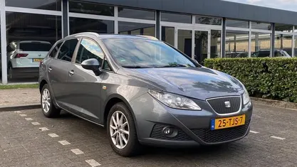 Occasion Seat Ibiza ST Copa 75 PK (55 kW) 2012 Grijs, metallic lak Stationwagen