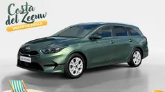 Groen Gebruikt 2023 Kia Ceed Stationwagen | € 25.940 (Eerlijke prijs)