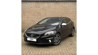 Occasion Volvo V40 R-Design 190 PK (139 kW) 2014 Zwart Hatchback