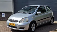 Grijs Gebruikt 2003 Toyota Yaris Sol Hatchback | € 2.950 (Eerlijke prijs)