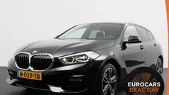 Gebruikt 2022 BMW 118 Sport Line Hatchback | € 24.690 (Eerlijke prijs)