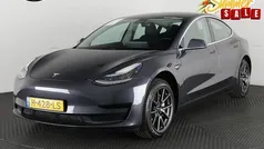 Grijs Gebruikt 2020 Tesla Model 3 Sedan | € 19.750 (Super prijs)