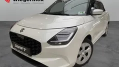 Wit Gebruikt 2025 Suzuki Swift Hatchback | € 22.222 (Eerlijke prijs)